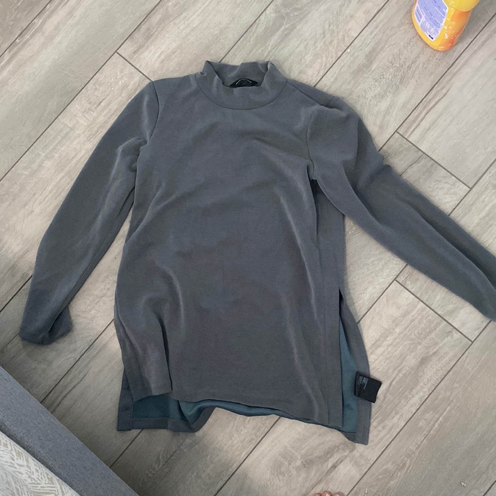 Club Monaco top